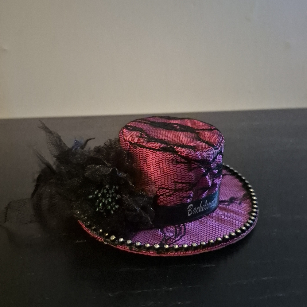 MINI PINK & BLACK LACE WOMENS BURLESQUE LADIES' TOP HAT